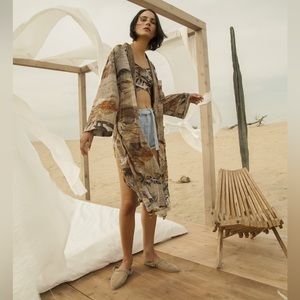 Nanushka Kimono Story Print